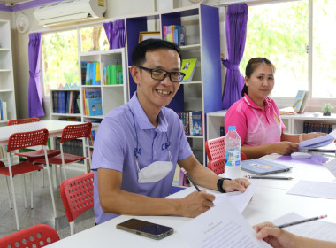 คณะกรรมการในการประกวดเรียงความ เรื่อง “สหกรณ์นักเรียน ... พารามิเตอร์รูปภาพ 2