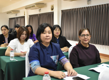 ประชุมร่วมกันเพื่อสรุปแผนกำหนดการจัดกิจกรรมงานสัมมนาทางวิชาการ เนื่องในโอกาสวันคล้ายวันสถาปนากรมส่งเสริมสหกรณ์ ครบรอบ 52 ปี ... พารามิเตอร์รูปภาพ 2