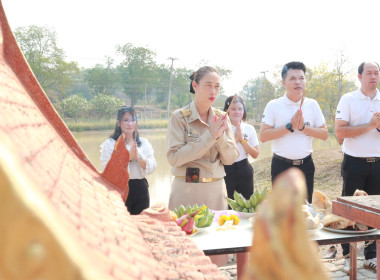 ผอ.ศส.14 สักการะสิ่งศักดิ์สิทธิ์และร่วมประชุมพบปะบุคลากร ... พารามิเตอร์รูปภาพ 2