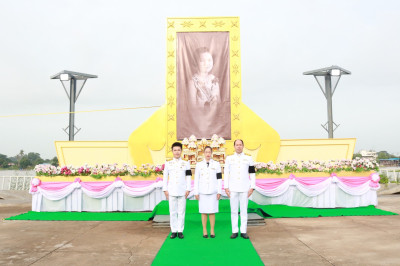 พิธีสวดพระพุทธมนต์และพิธีทำบุญตักบาตรถวายพระราชกุศล ... พารามิเตอร์รูปภาพ 1