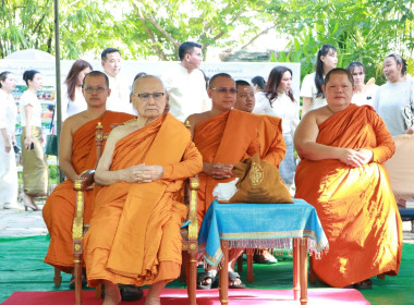 กรมส่งเสริมสหกรณ์ ร่วมใจทอดผ้าป่ามหากุศล ... พารามิเตอร์รูปภาพ 2